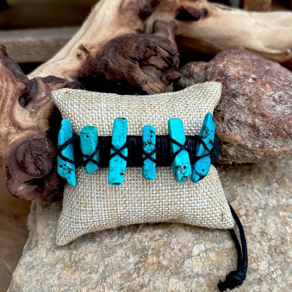 Woven Beads Turquoise Stone Bracelet NEW!